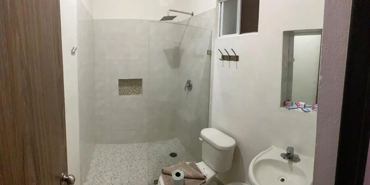 Las Gardenias Cancun 3*,